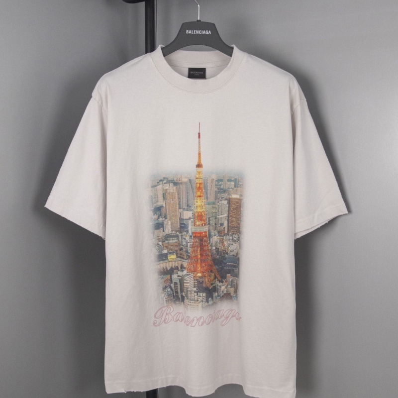 Ba*len*cia*ga t-shirts